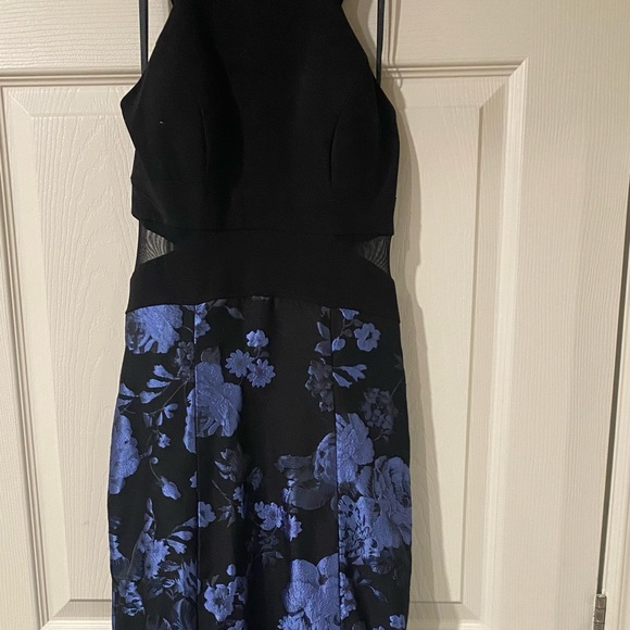 Prom dresses like new - Picture 2 of 4